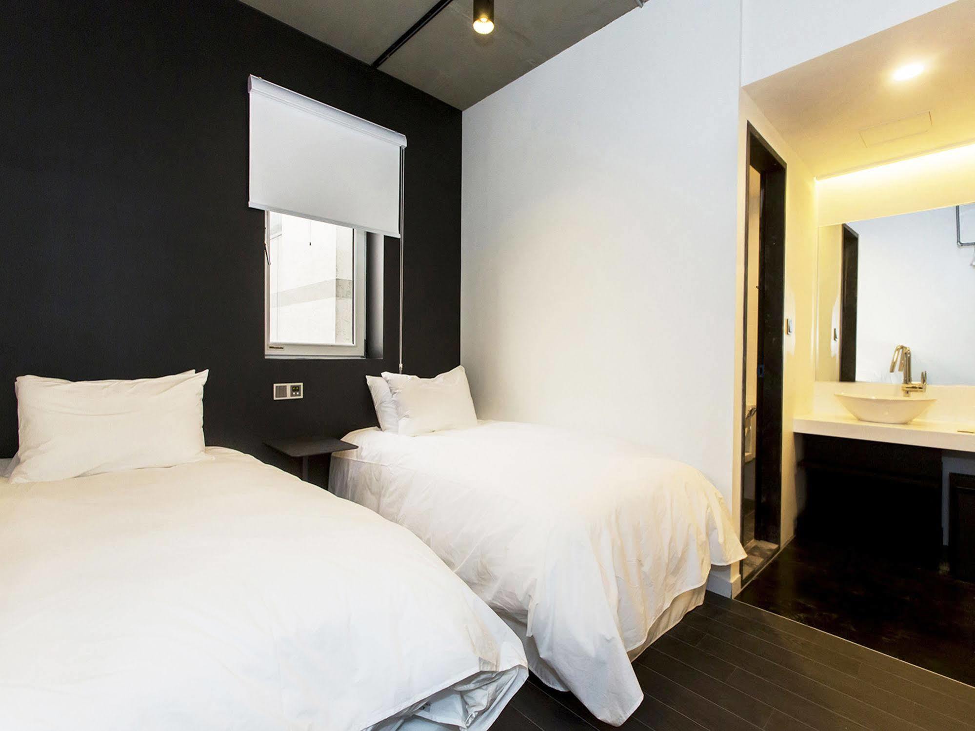 Amass Hotel Insadong Seoul Exterior photo