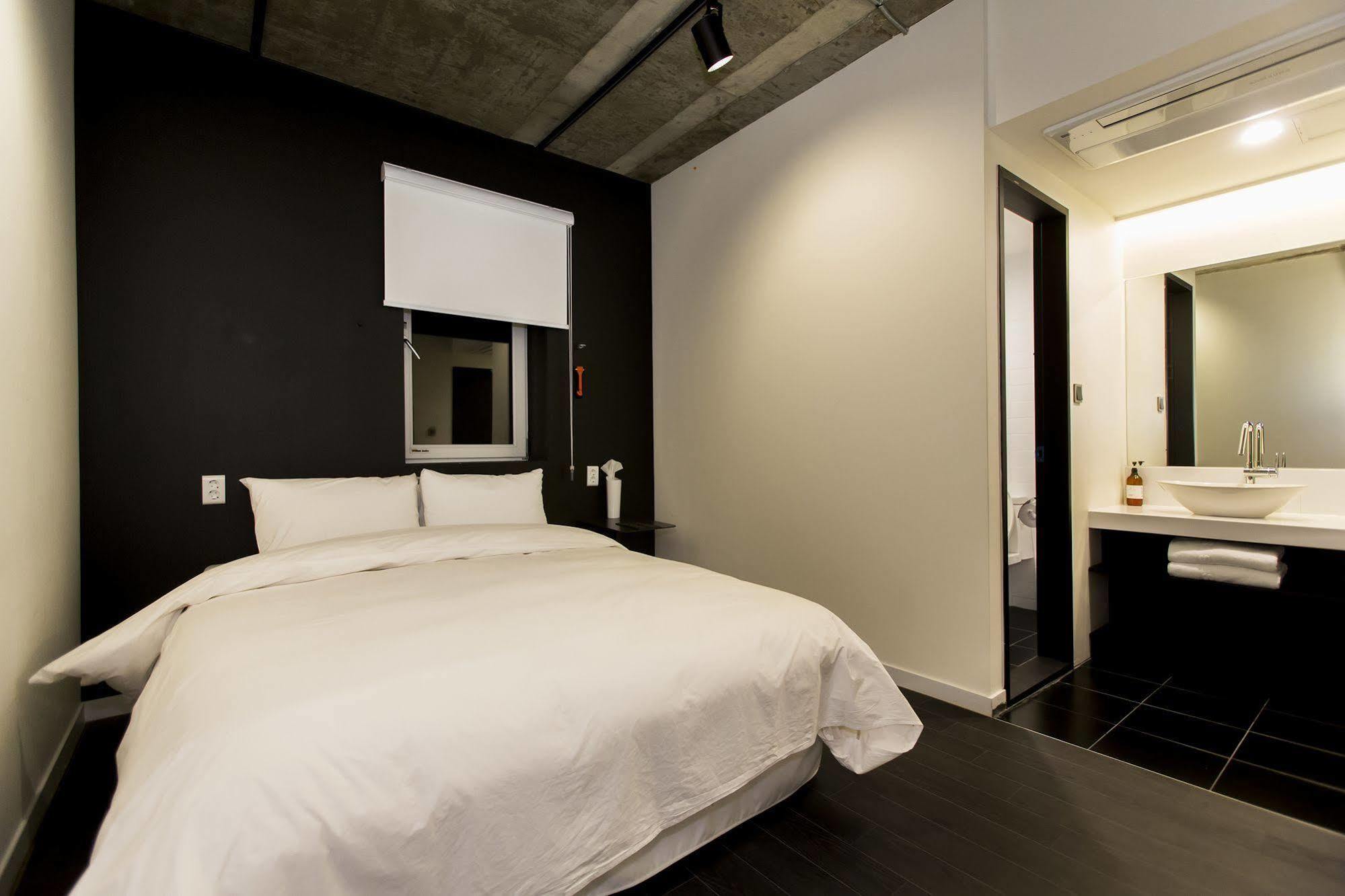 Amass Hotel Insadong Seoul Exterior photo