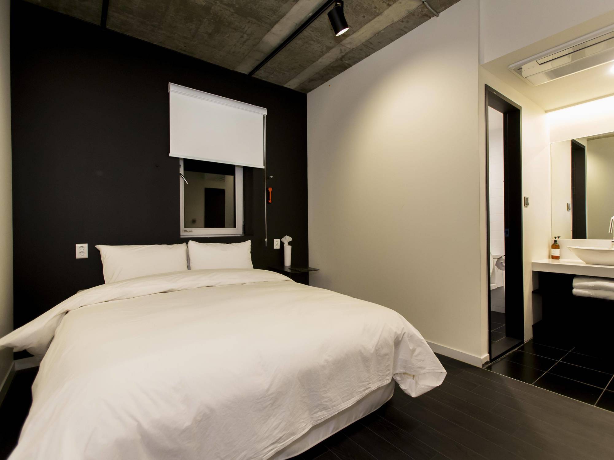 Amass Hotel Insadong Seoul Exterior photo